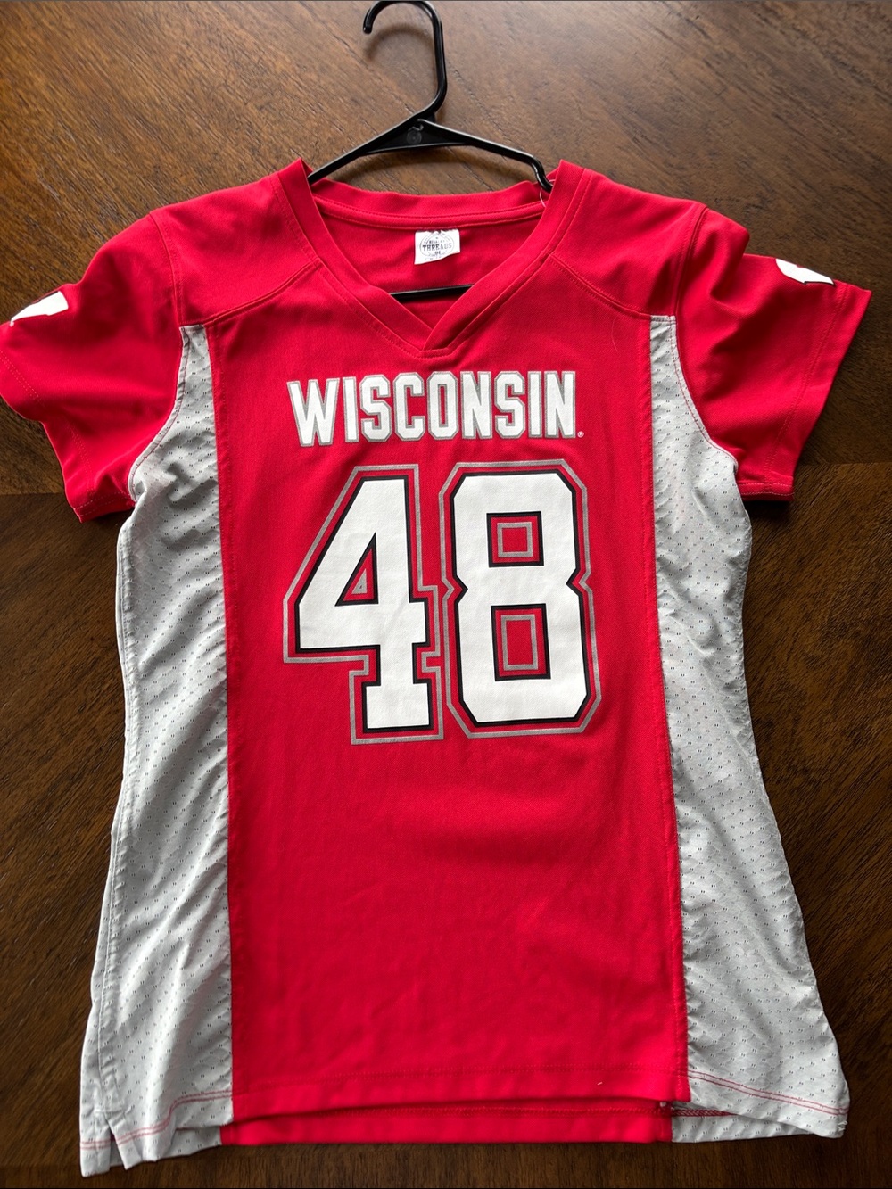 Rivalry Threads Women's Red & Gray Wisconsin Jersey Top - #48